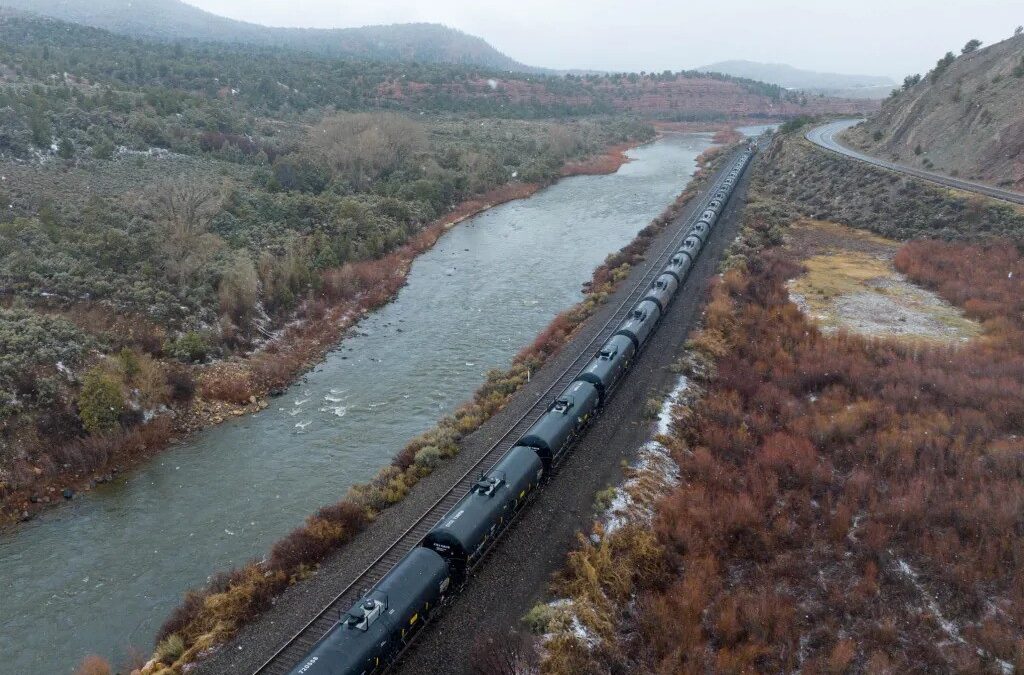 Seven Colorado River states have mere weeks to reach water agreement after long impasse